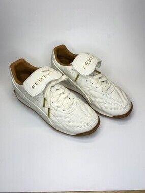 PUMA x Fenty Womens Avanti Quilted Leather Low Sneakers Cream White Sz 6